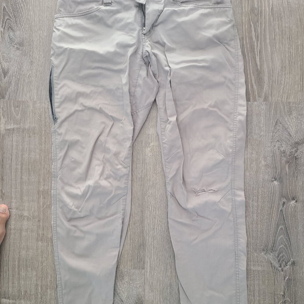 Arcteryx A2B Commuter pant 32